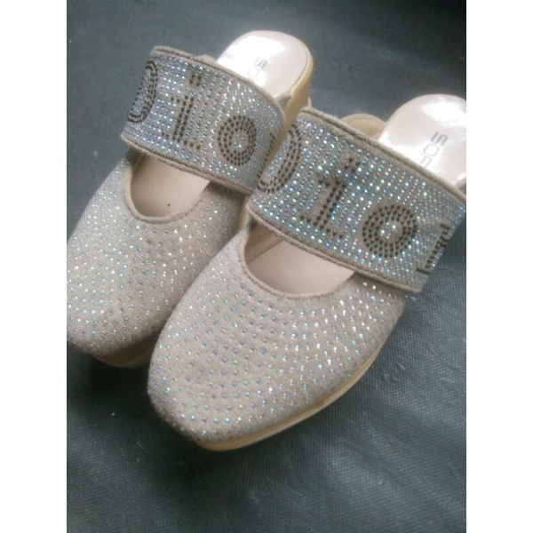 sendal dior preloved