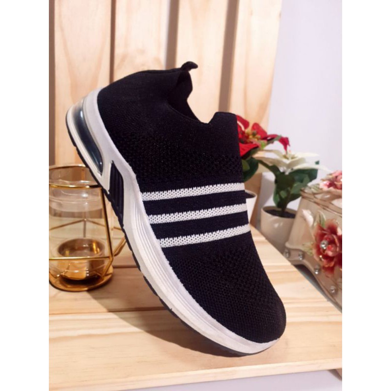 Sepatu Sneakers Fashion Wanita Korea Import SYRA ORI