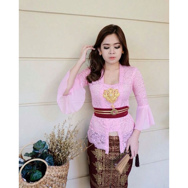 SATU SET KEBAYA BALI KEBAYA JADI KEBAYA MURAH KEBAYA KUTIBARU LENGAN LONCENG