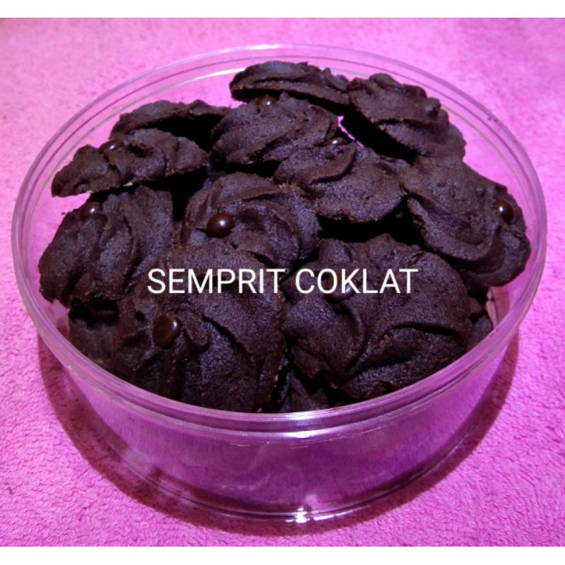 

KUE KERING SEMPRIT COKLAT