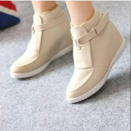 Sepatu Boots wanita Korean Style