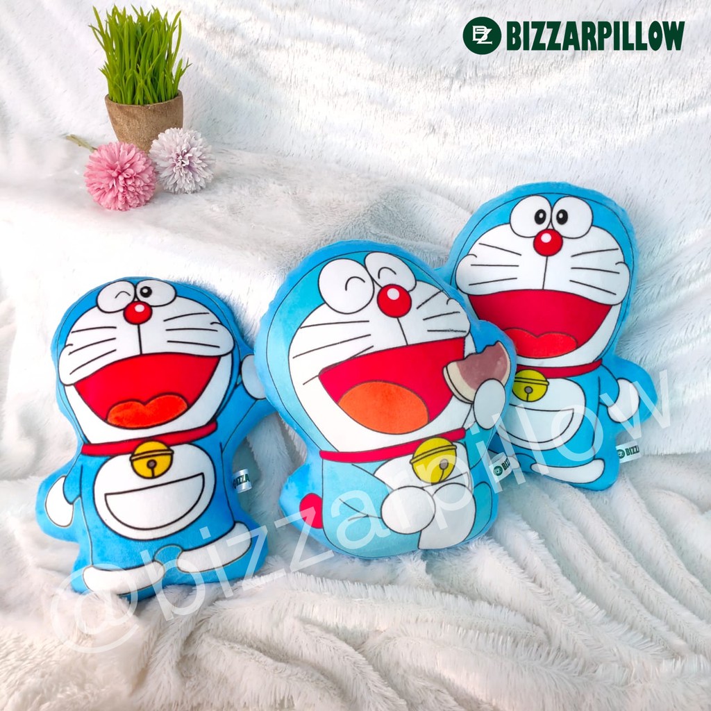 Bizzarpillow Bantal Karakter Kartun Boy size S BZ095