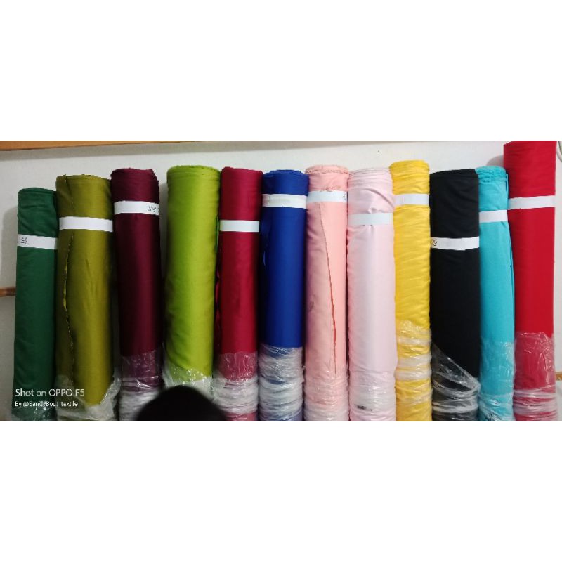 kain satin roberto cavali kiloan