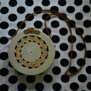  Tas  Rotan  Bulat Putih Natural single anyam 20  cm  asli 