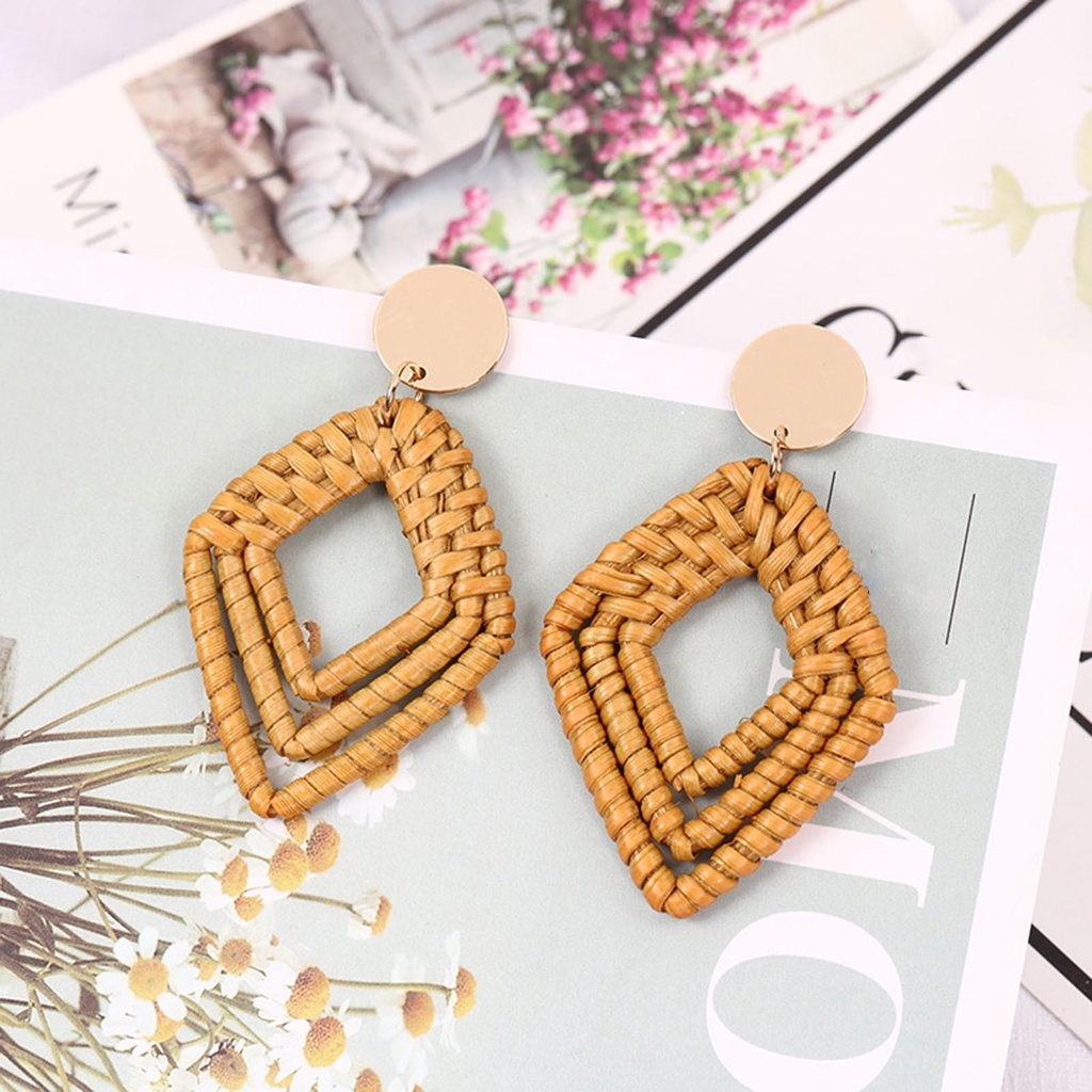 Hu Hu Hu Hu Hu Alat Bantu Pasang Kacamata♡ 1 Pasang Anting Tusuk Gantung Desain Geometri Gaya Vintageelegan Ringan Handmade Untuk Wanita