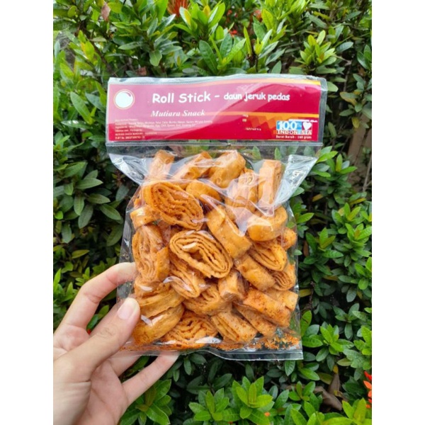 

Keripik Stik Roll Pedas