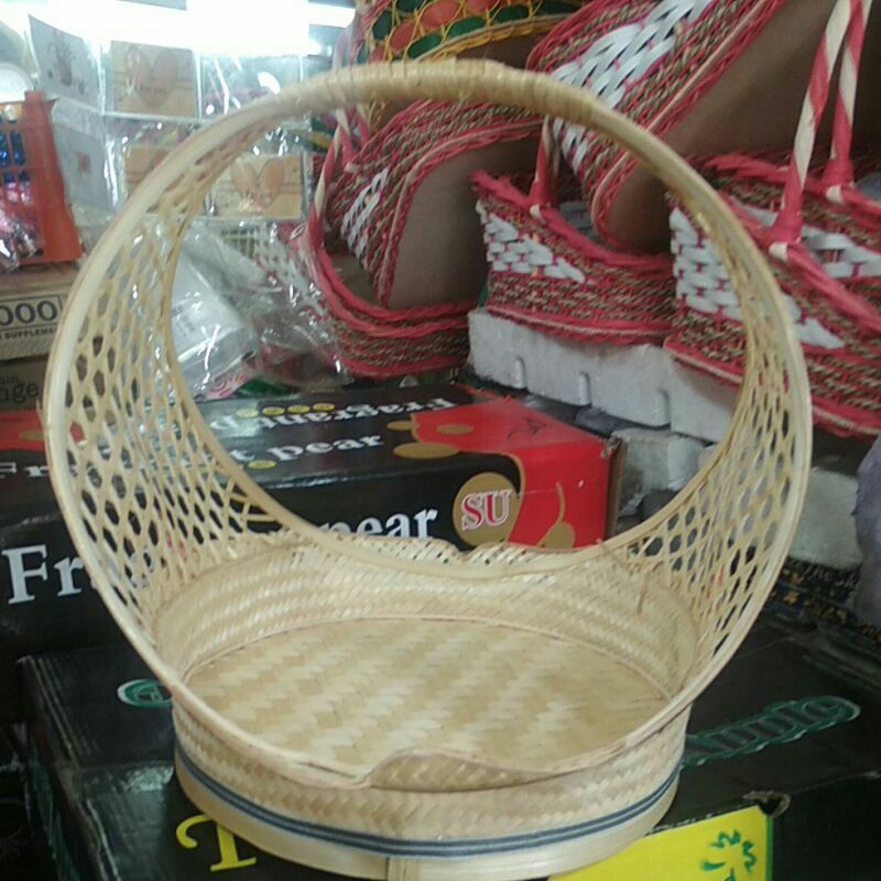 

keranjang parcel bentuk cincin ukuran sedang