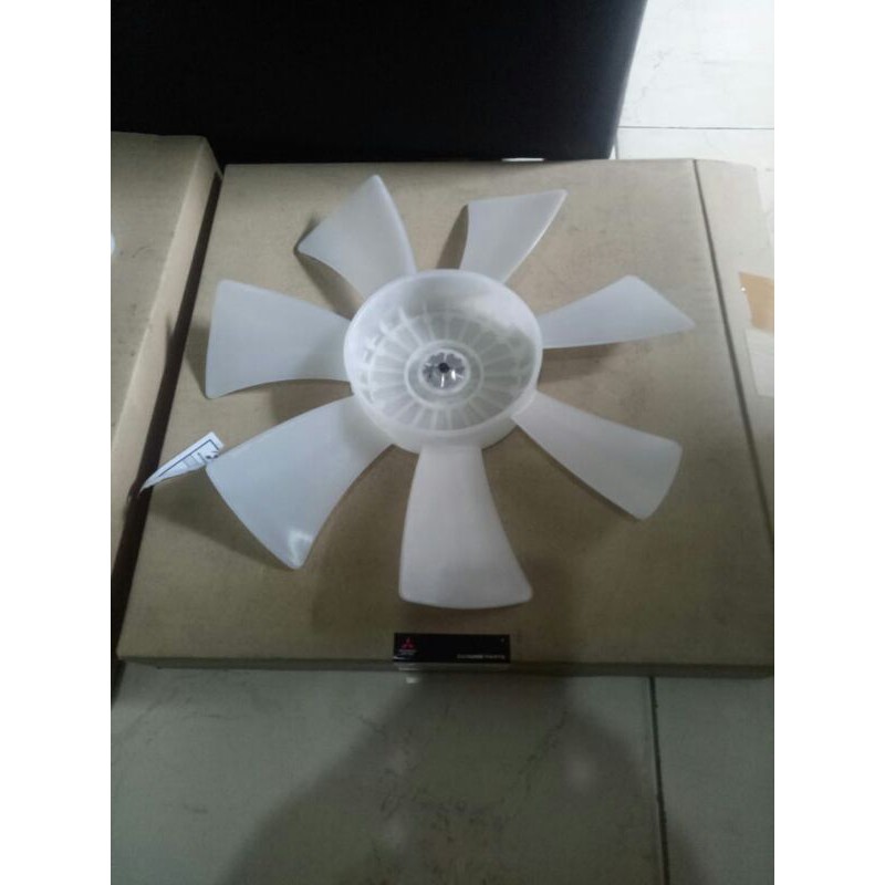 FAN AC MITSUBISHI GRANDIS MATIC