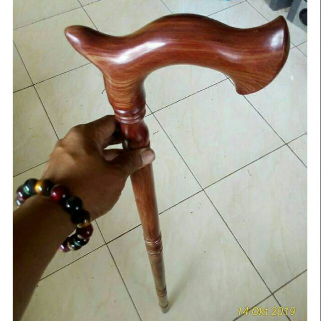 Tongkat jalan kayu bertua NAGASARI CIREBON 1 meter