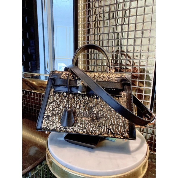 Tas Aurakay Syari- Tas Kulit Aurakay,Tas Kulit Pesta