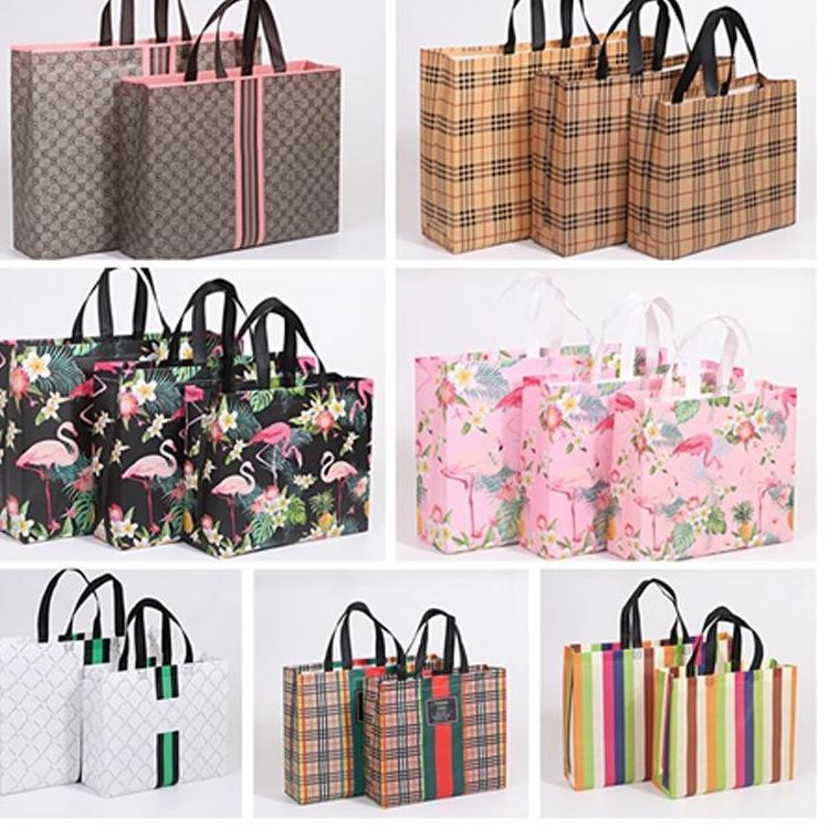 

TERBAIK Paper Bag Kain Motif Premium Goodie Bag Kantong Hampers Jumbo Tas Kado Gift Bag Besar ♨ 871