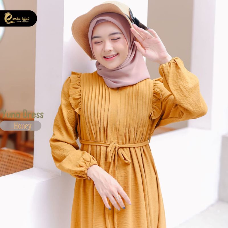 Yuna Dress by Emkahijab
