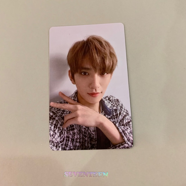 SEVENTEEN 2019 SEASON’S GREETINGS JOSHUA OFFICIAL PHOTOCARD / PC