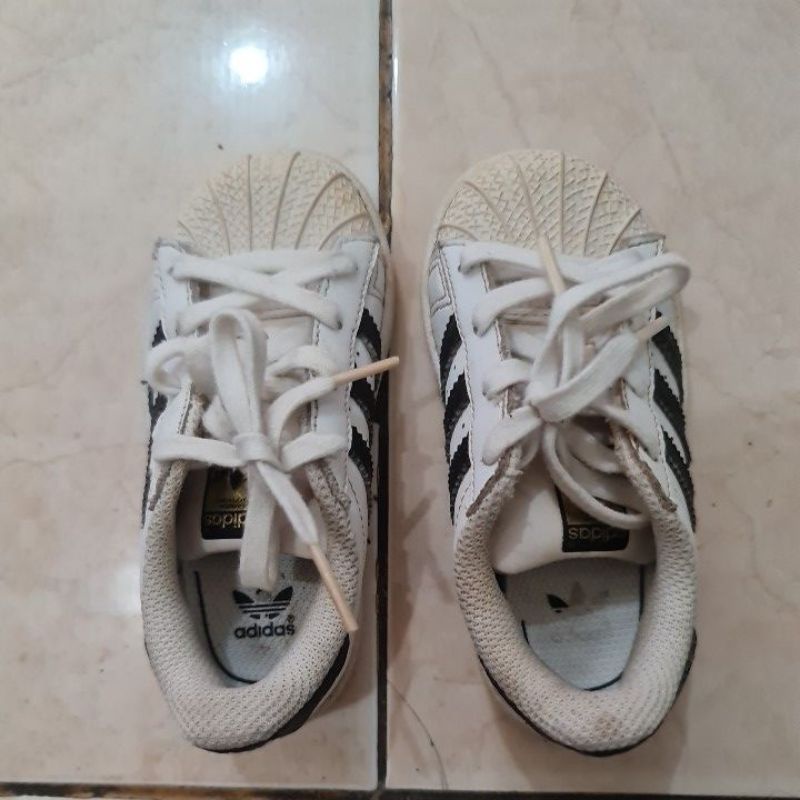 Preloved sepatu adidas superstar anak original