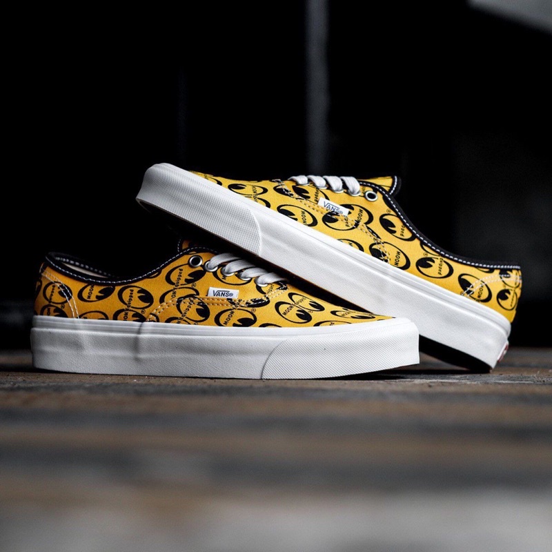 VANS AUTHENTIC X @mooneyesjp 44 DX ANAHEIM FACTORY / YELLOW ORIGINAL 100%