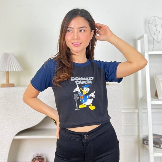 BEFAST - ZEC OOTD Kaos Crop DARINA / Crop Top Donalld Duck RIB (LD 88, P 40) / Kaos Crop Wanita Remaja / Atasan Lengan pendek / Kaos Motif Donal Bebek / Terbaru 2022 / Crop Top Santai Wanita / Fashion Casual Wanita / Termurah / Trendy