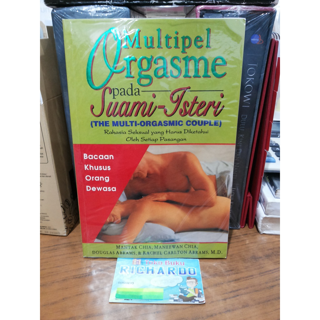 Buku Multipel Orgasme Pada Suami Istri --- Mantak Chia & Maneewan Chia