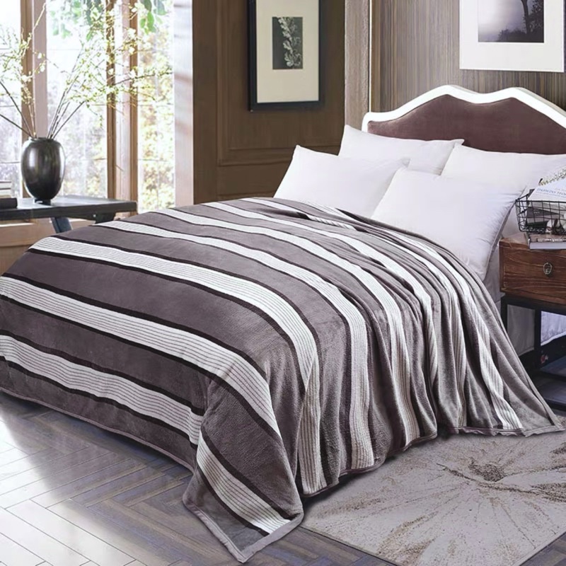 Selimut Bulu Halus 140x190 Motif Dewasa Aesthetic Blanket Termurah Terlaris Berkualitas New Arrival-Line Garis