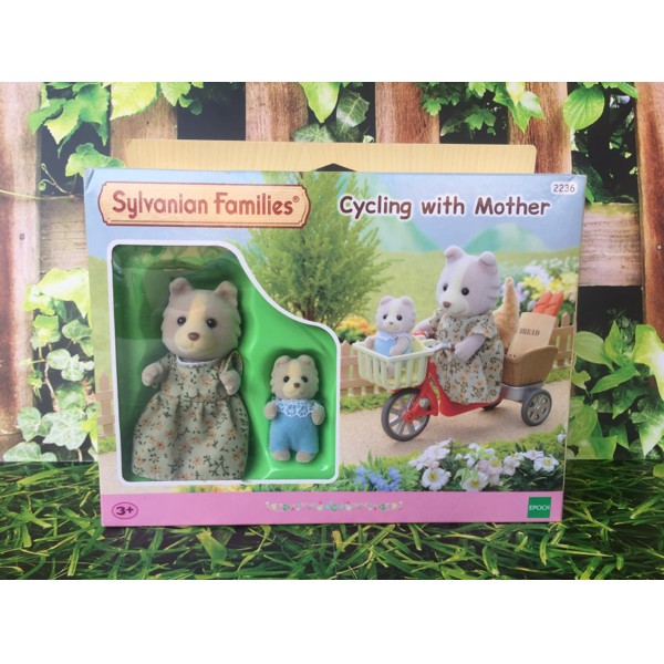 sylvanian families cycling with mother