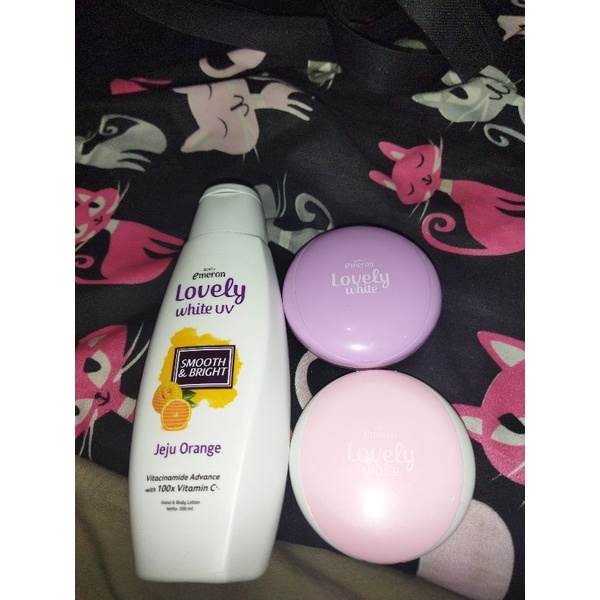 Hand body emeron lovely paket bedak tabur