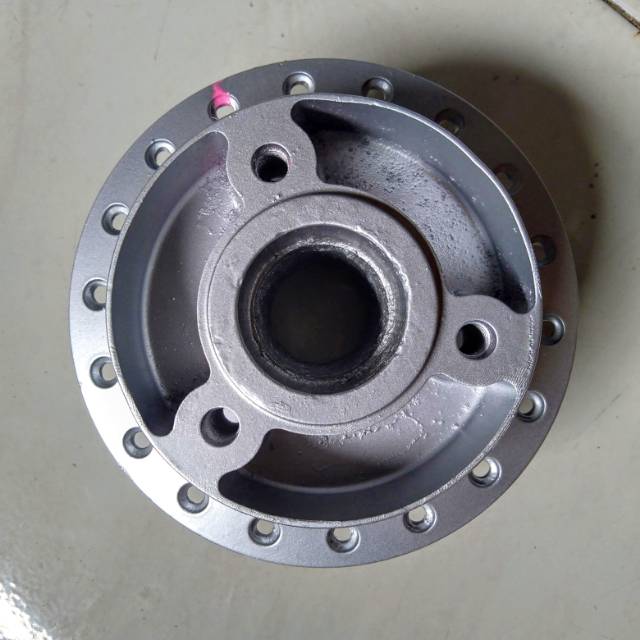 Tromol depan mio