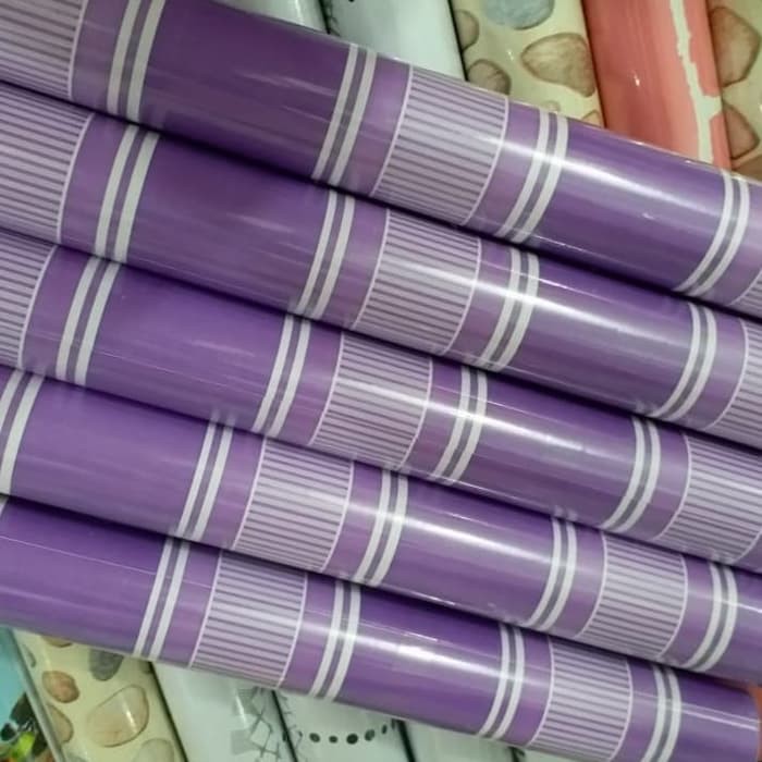 Wallpaper Dinding Motif Salur Ungu Ukuran Panjang 10Meter x Lebar 45CM