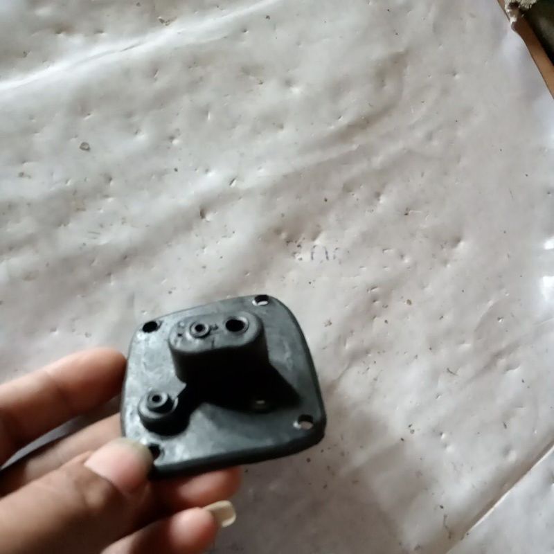 tutup karbu Suzuki a100 A100