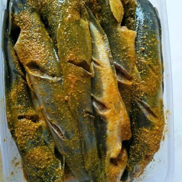 

IKAN LELE SANGKURIANG BUMBU KUNING PER 500GR LELE SIAP GORENG LELE ORGANIK 500 GRAM