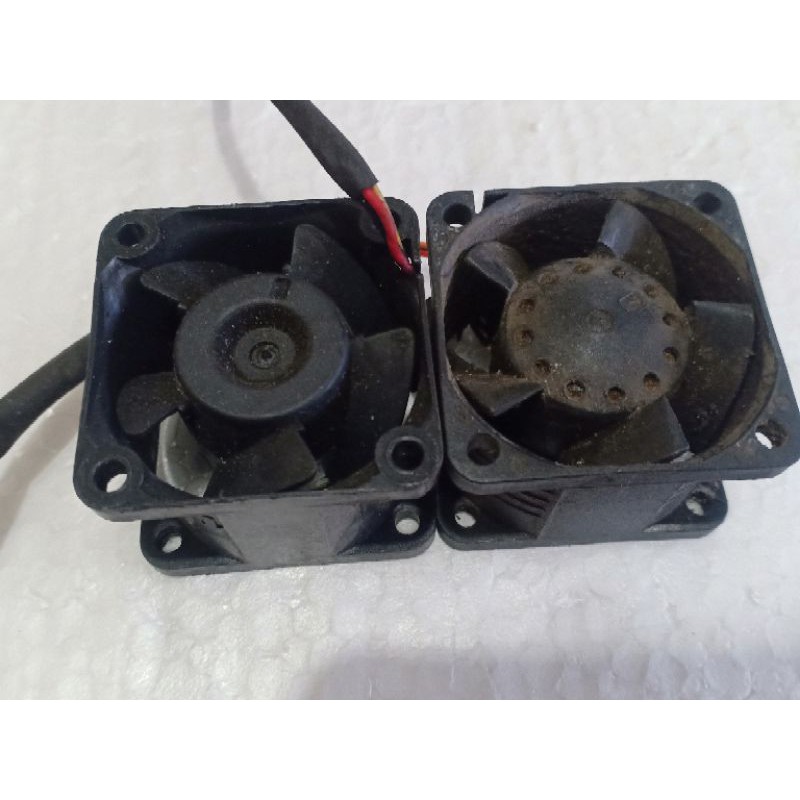 Kipas DC 12v ( 4x4 ) high speed tebal