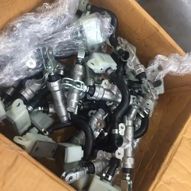 Tonjokan master rem belakang klx original kawasaki / master pump klx belakang