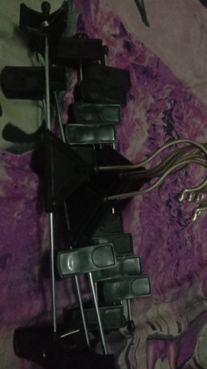 Hanger Jepit Besi Celana / Gantungan Celana Besi