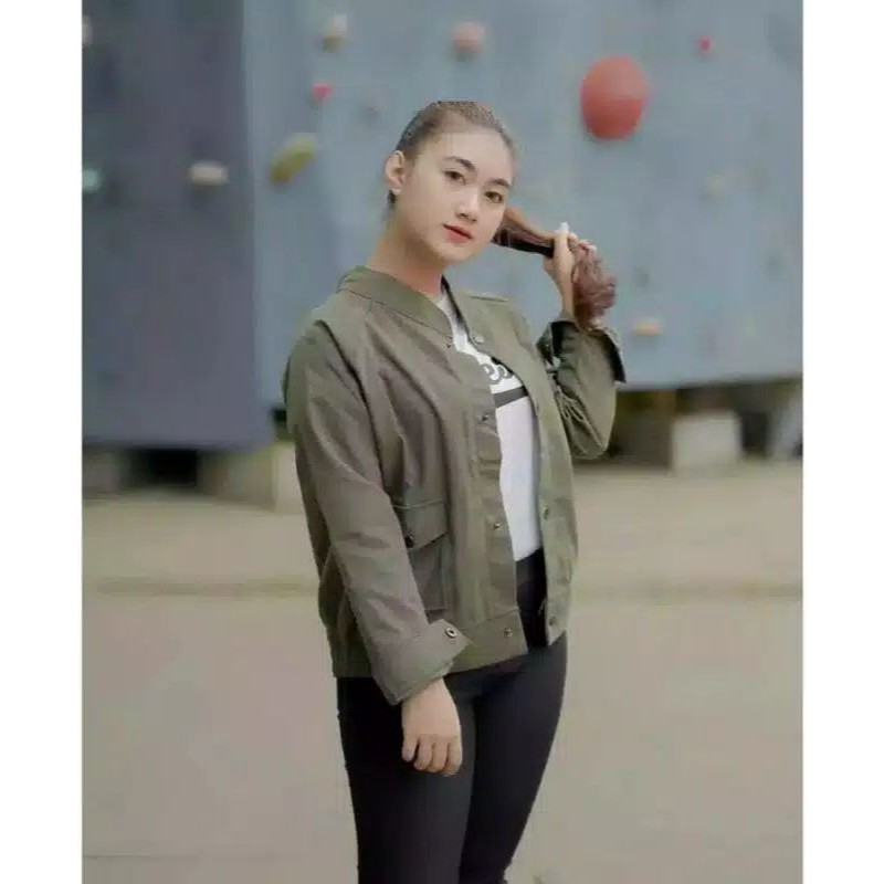 SELLY JAKET WANITA