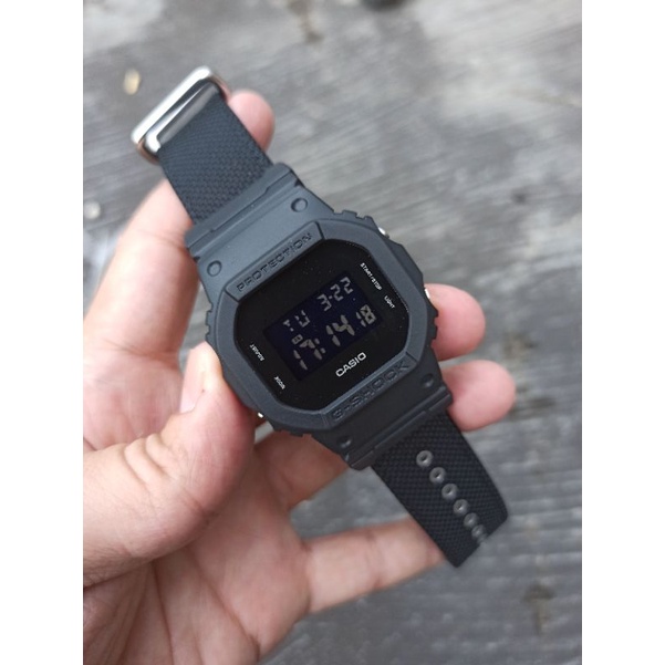 Casio G-shock DW-5600BBN-1DR DW5600BBN Original