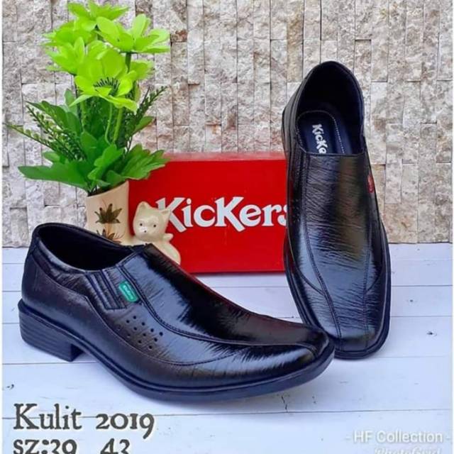 Sepatu Pantofel Pria KICKERS