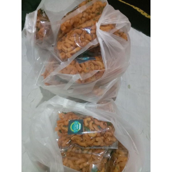 

Makaroni Daun jeruk