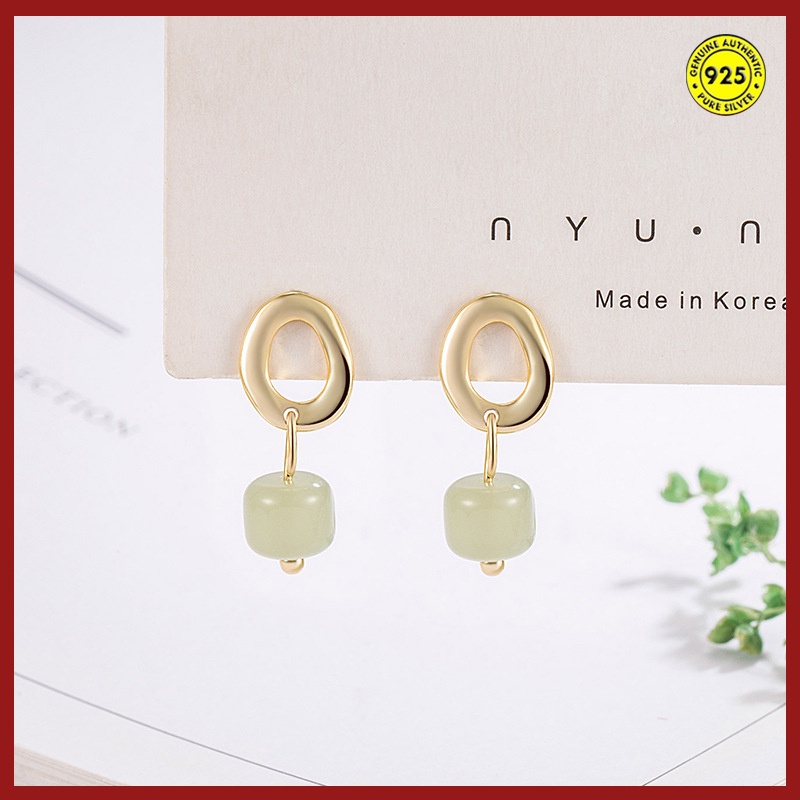 Anting Stud Giok Hetian Bahan S925 Silver Gaya Retro Untuk Aksesoris Wanita
