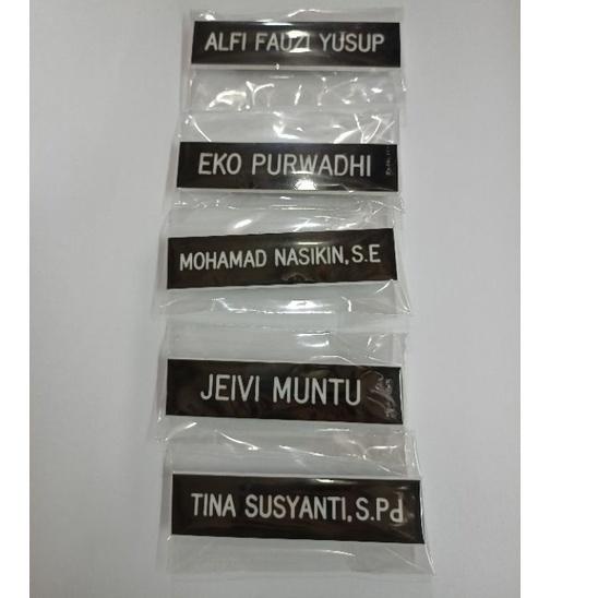 

Model Baru Nametag ukir magnet / pin nama / Nama dada ukir / Papan nama dada bhayangkari .,