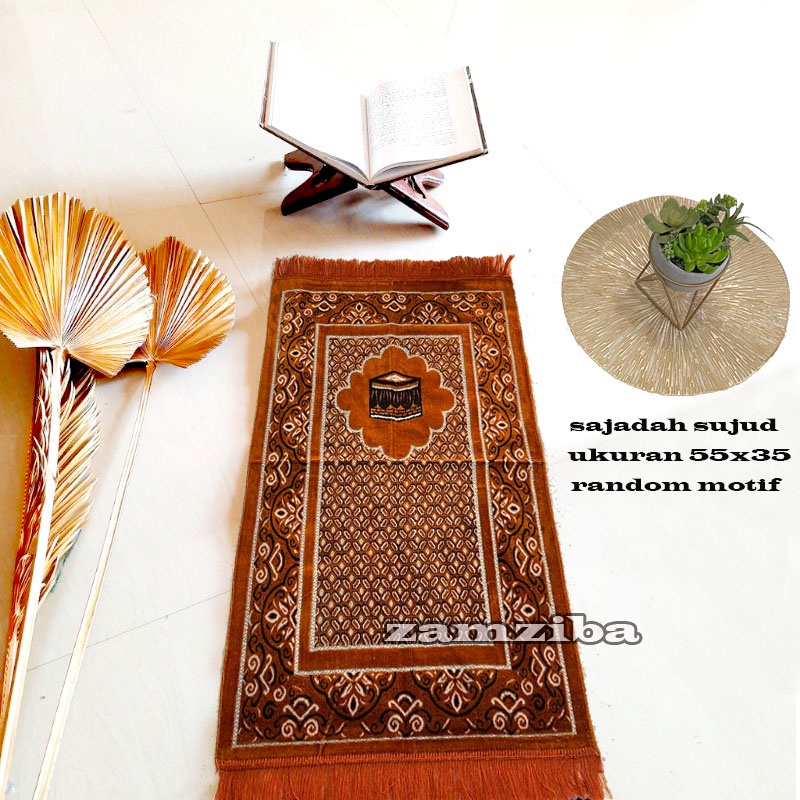 Sajadah Traveling - Sajadah Sujud Ukuran 35x60 cm Bahan Beludru Timbul Perlengkapan Sholat Sejadah Anak Zamziba