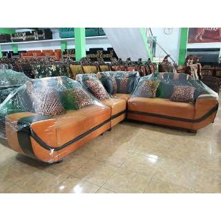 980 Koleksi Kursi Sofa Raja Kancing HD Terbaik