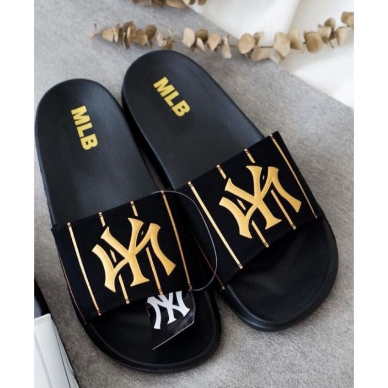 Sandal Slide MLB NY Premium Unisex Termurah | Sendal Slip On Pria/Wanita Terlaris | Sandal Slop MLB Pria Wanita Terlaris