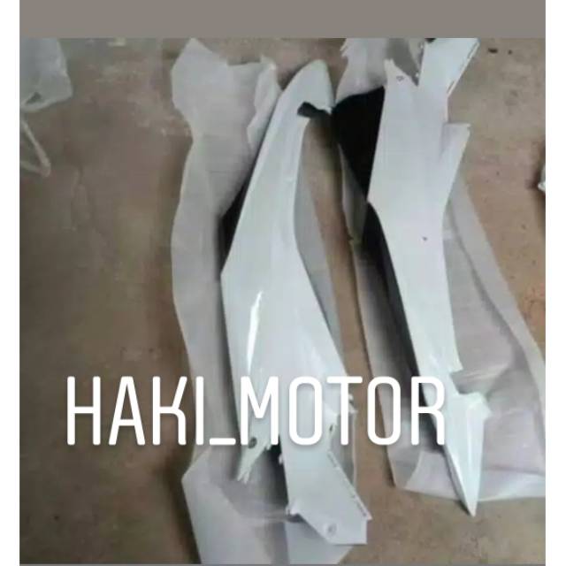 BODY BELAKANG SATRIA FU FACELIFT  PUTIH