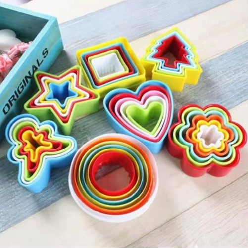 COOKIE CUTTER SET / CETAKAN KUE VARIASI /  CETAKAN KUE WARNA UKURAN