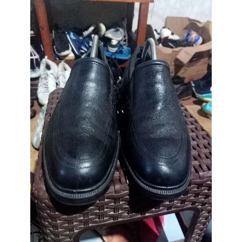 sepatu pantofel ecco