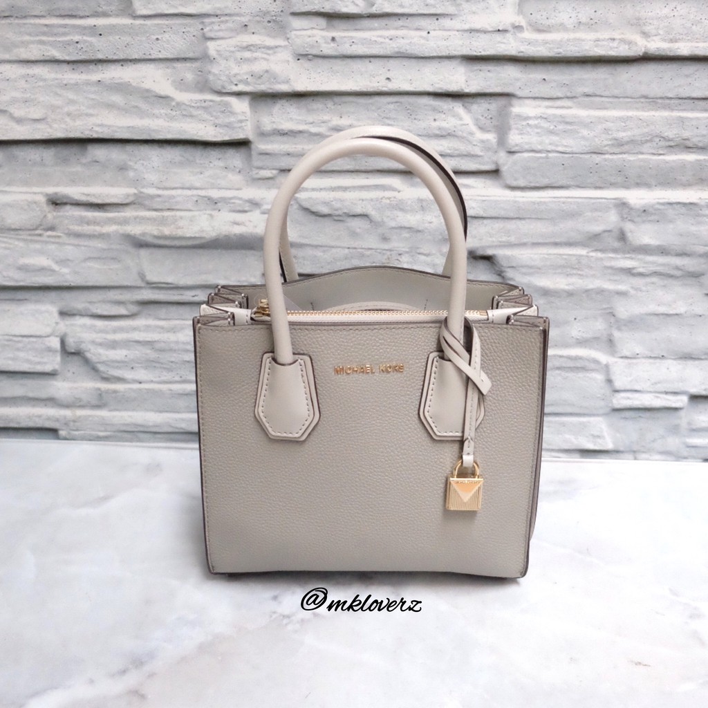 Michael Kors Mercer Medium Messenger (Pearl Grey)