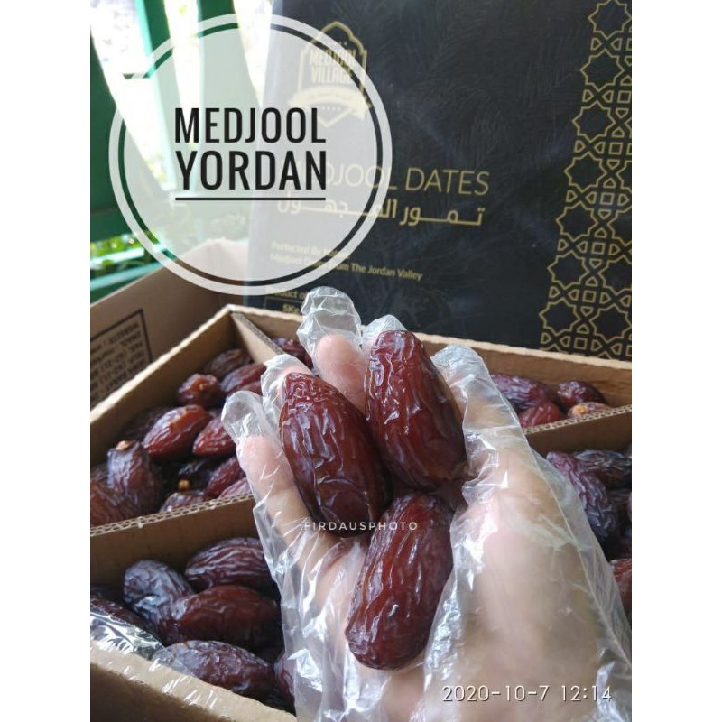 

Kurma Medjool Yordan Berat 500gr