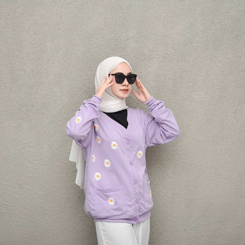 Sweater Wanita Little Daisy Flower Outer Wanita Model Kancing Terbaru Fleece Hot Item Best Seller-Purple