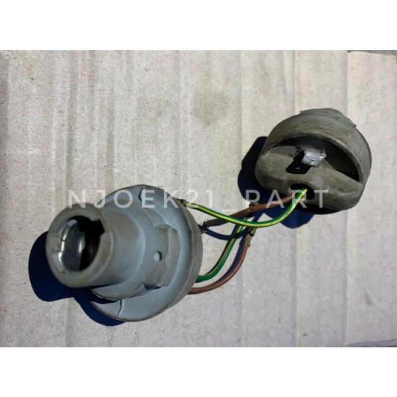 Soket stoplamp GL max GL pro FITTING STOPLAMP LAMPU BELAKANG GL PRO GL MAX ORIGINAL