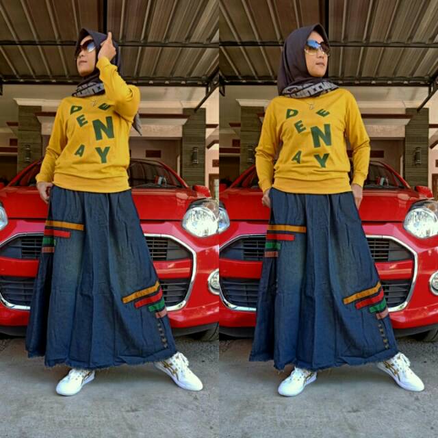 Setelan kaos dan rok levis wanita