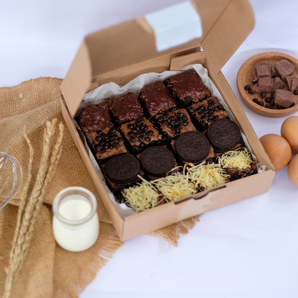 

Brownies Mix 20 x 20/Bolu Panggang Coklat 20 x 20 Mix/Cekey Brownies