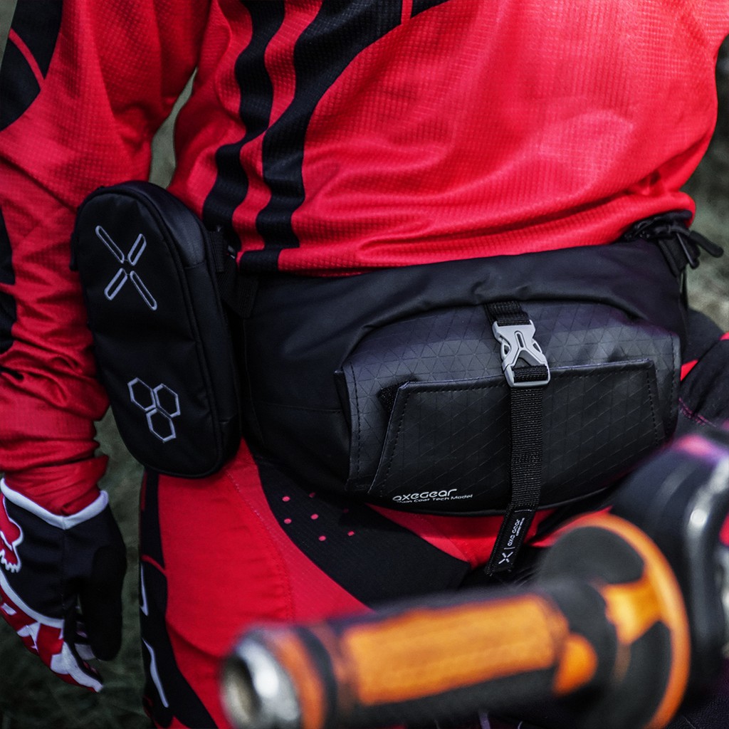 Dompet Gantung Trabas Enduro Motocross Tahan Air Phone Black AXEGEAR